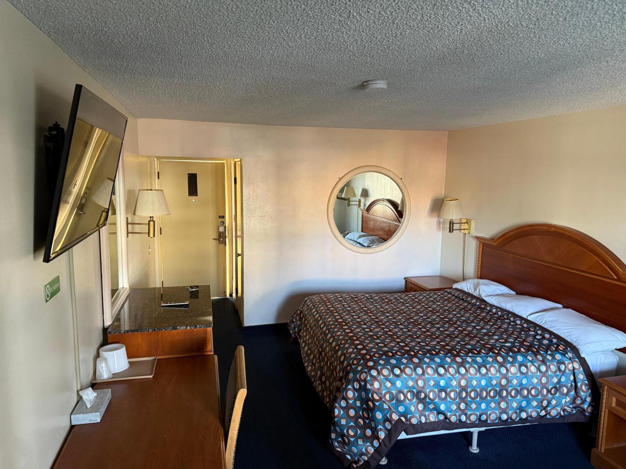 Fiesta Inn Los Angeles - Bell Gardens Exterior photo